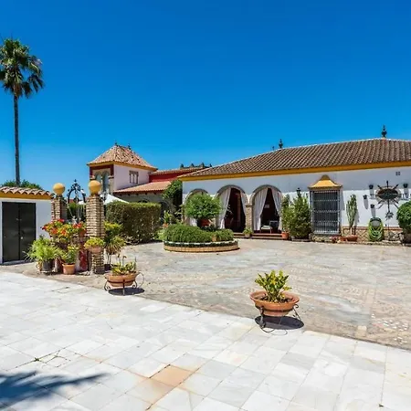 La Capilla Palacios Y Villafranca By Ruralidays Holiday home *